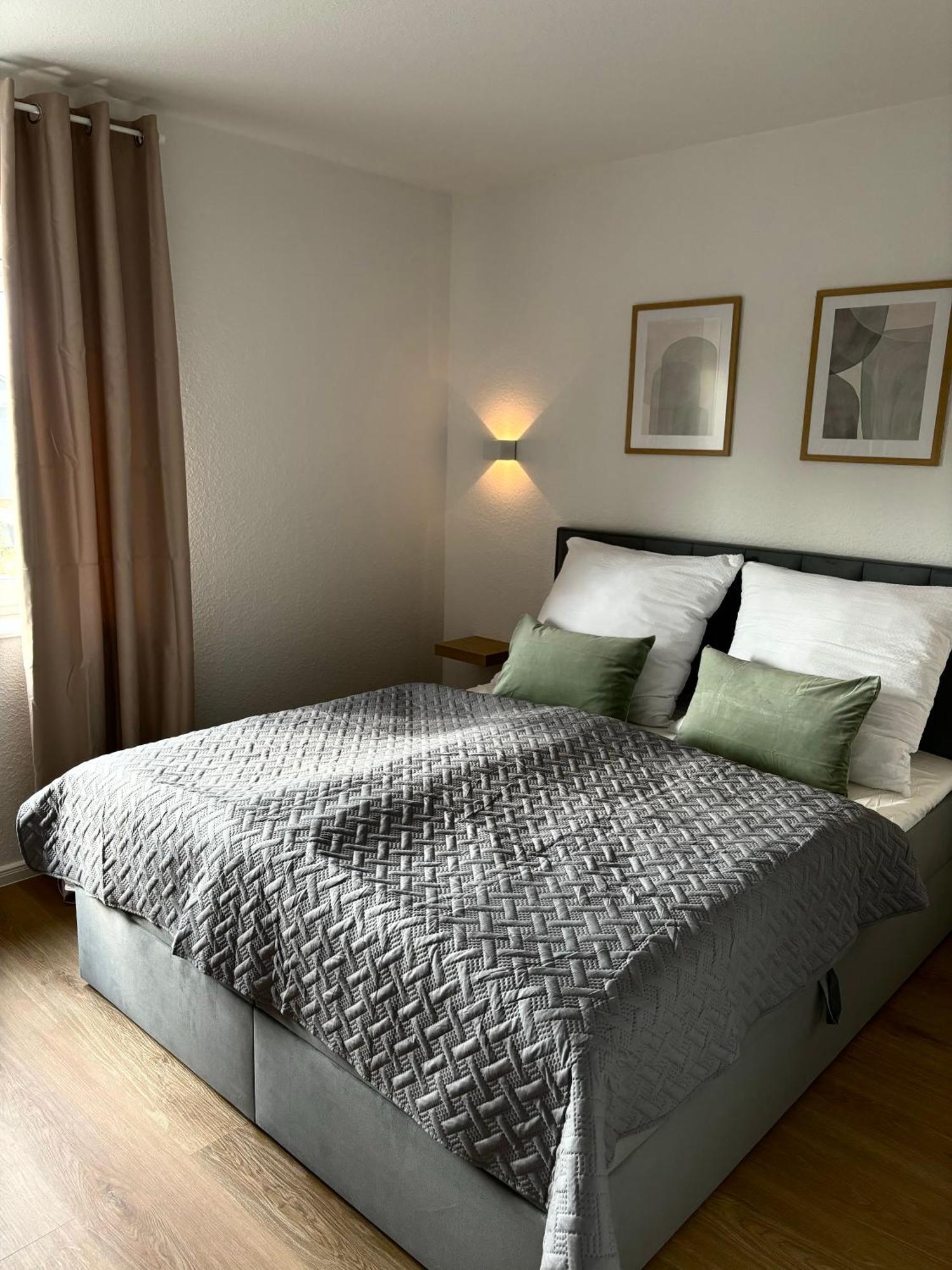 Apartment & - Im Herzen Von Kreyenbrueck - 2 Oldenburg